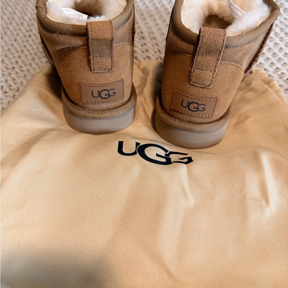 UGG Classic Chestnut Sheepskin Boots - Picture 2 of 4